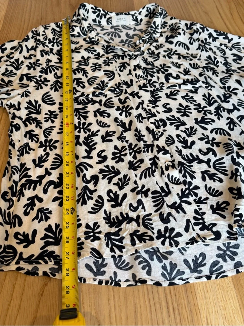 DISSH Black & White Button-Down Shirt - Picture 7 of 7